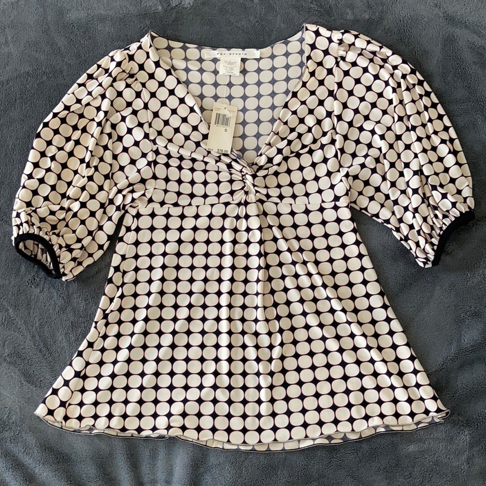 Flattering Max Studio Top Size S